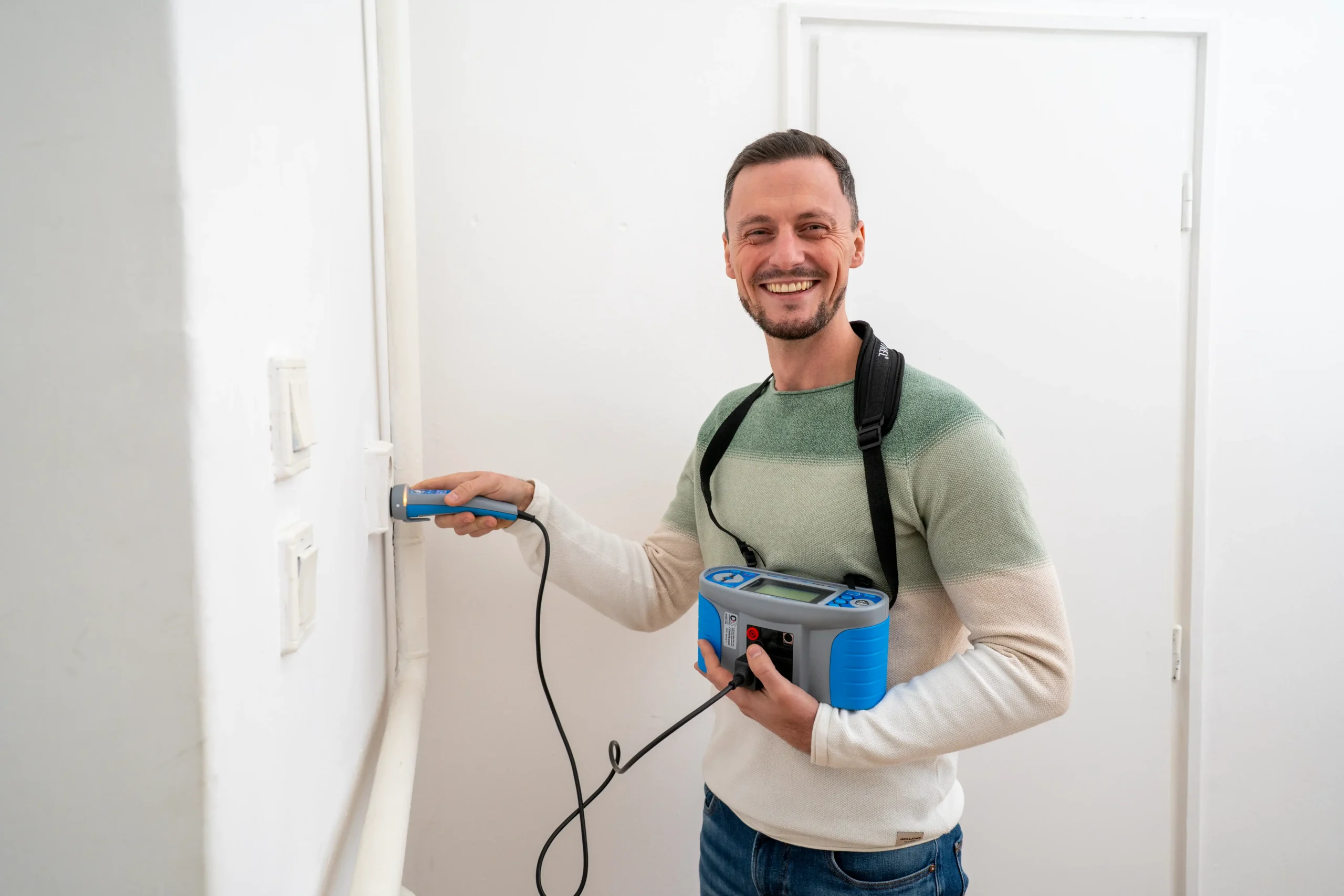 Érintésvédelmi jegyzőkönyv lakás eladáskor – kötelező? Mire figyelj Budapesten?