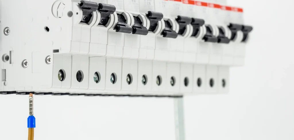 Miért nem old le a FI-relé? – Gyakori hibák és veszélyek